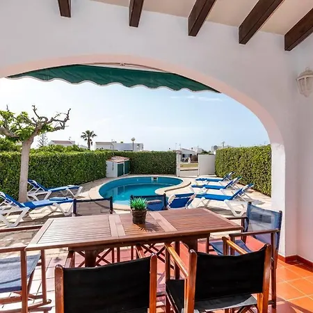 Menorcan Villa, Seaviews, Private Pool & Lush Yard Cala 'n Bosch Buitenkant foto