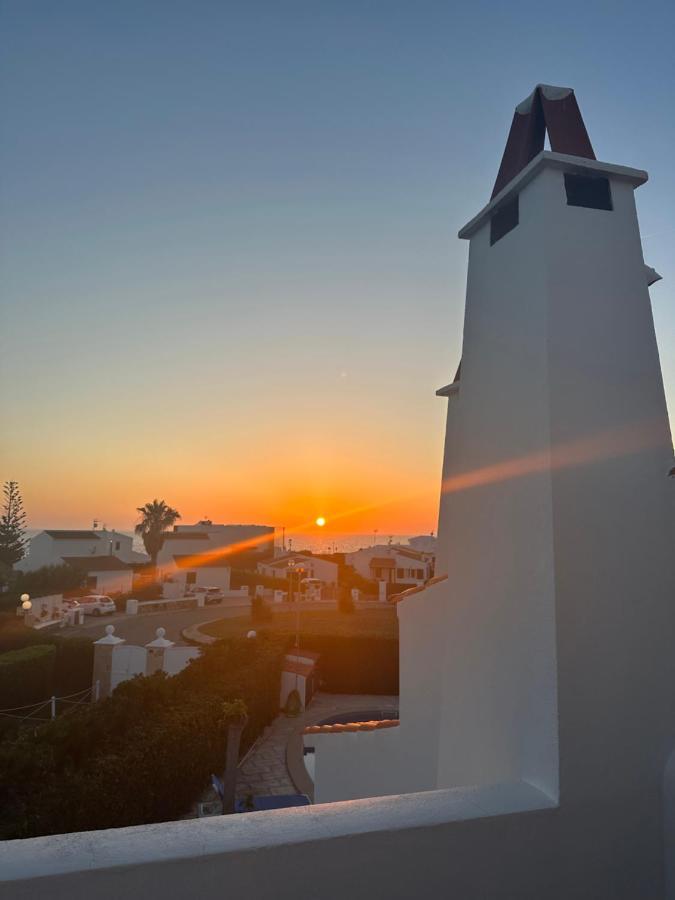 Villa Menorcan Villa, Seaviews, Private Pool & Lush Yard Cala 'n Bosch